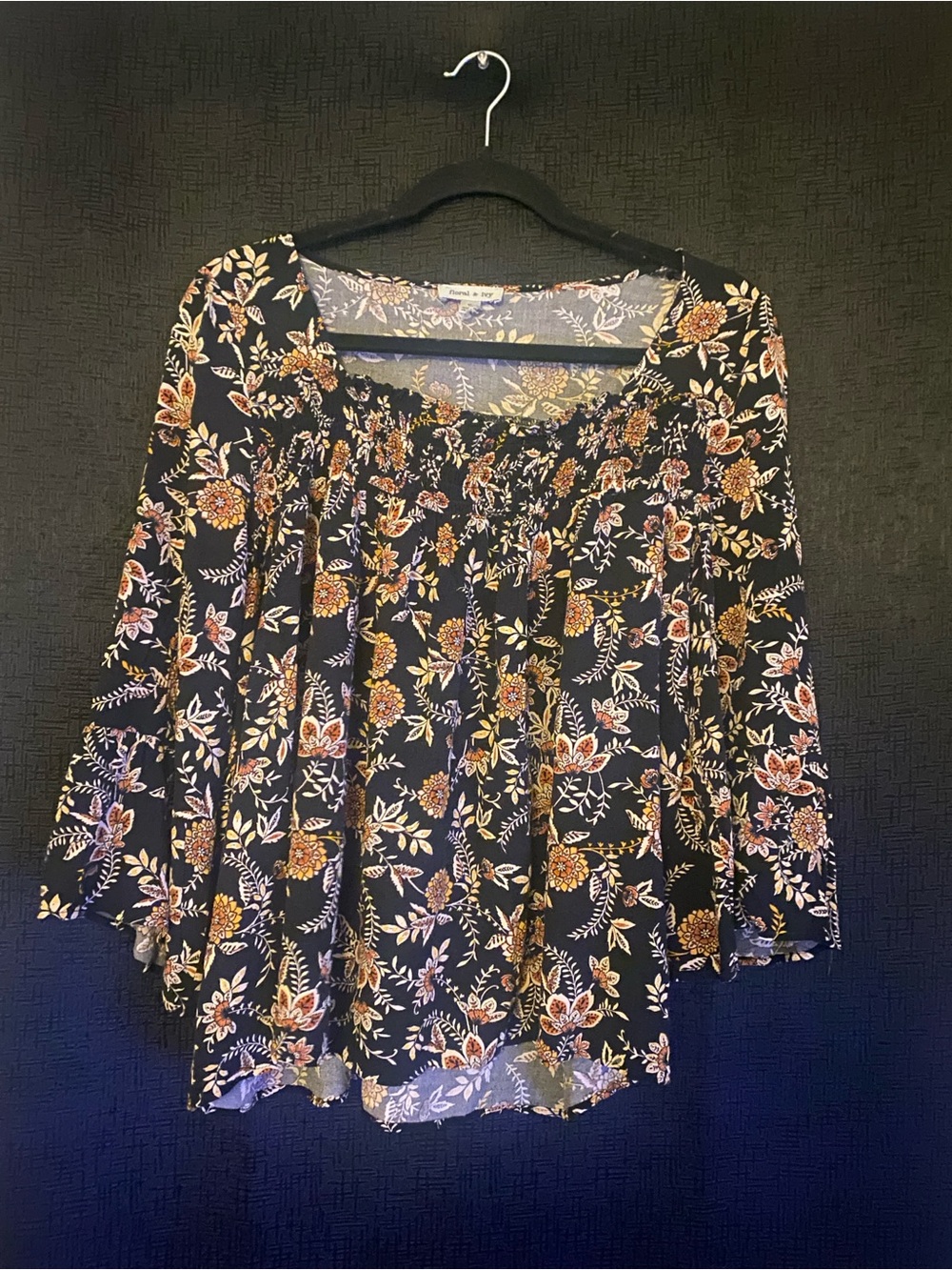 Floral & Ivy - Floral Peasant Top - Black and Tan size medium